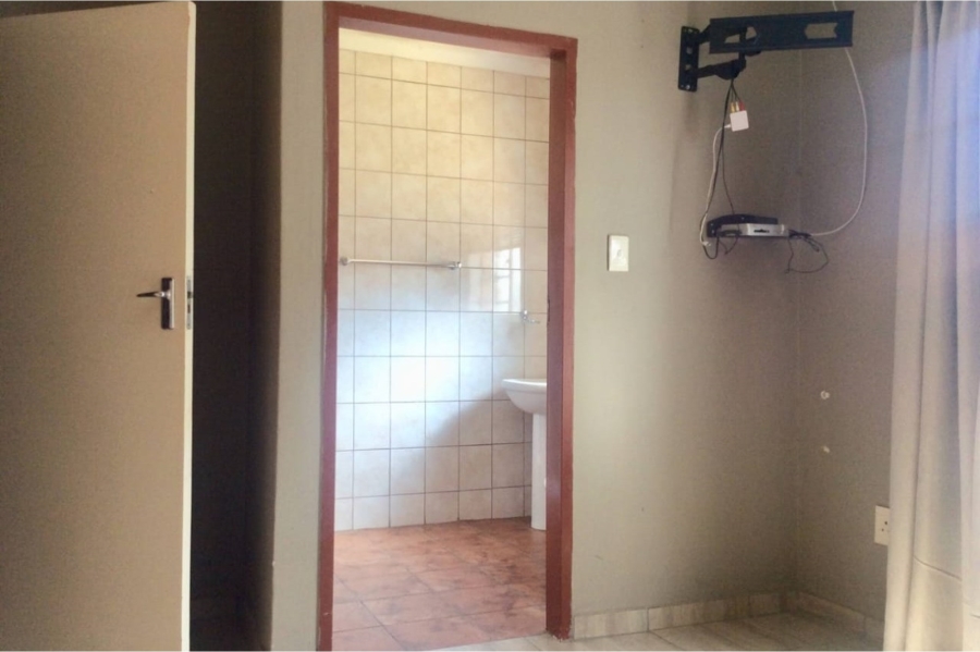3 Bedroom Property for Sale in Waterval East North West
